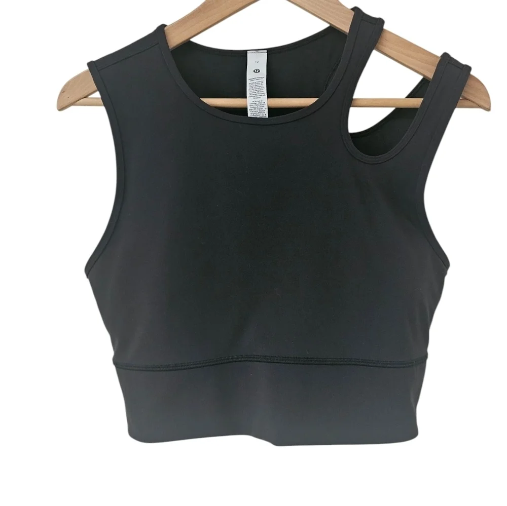 Lululemon Black Mastered Motion Cropped asymmetrical Top With The Built In Bra12 - Picture 3 of 7
